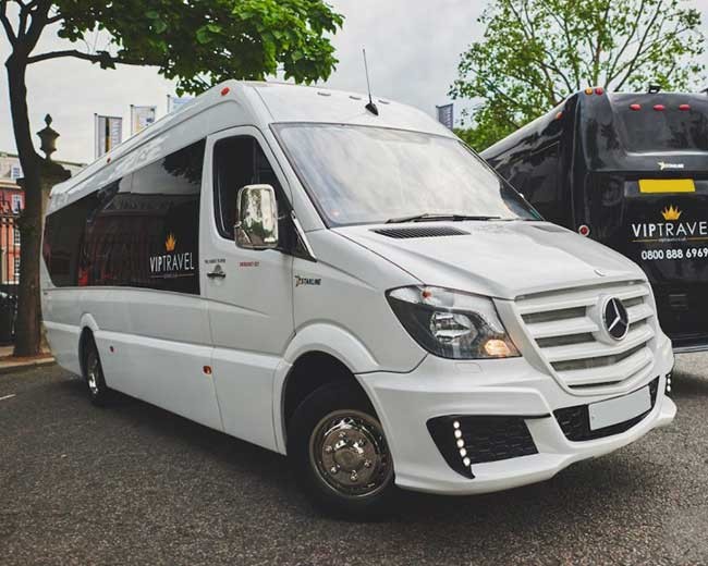 Starline Party Buses UK | Party Bus Hire in UK | Private Coach Hire